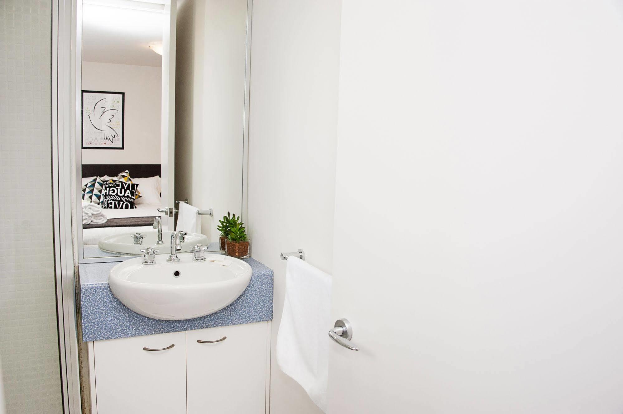 Appartamento Position Perfect Carlton Melbourne Esterno foto