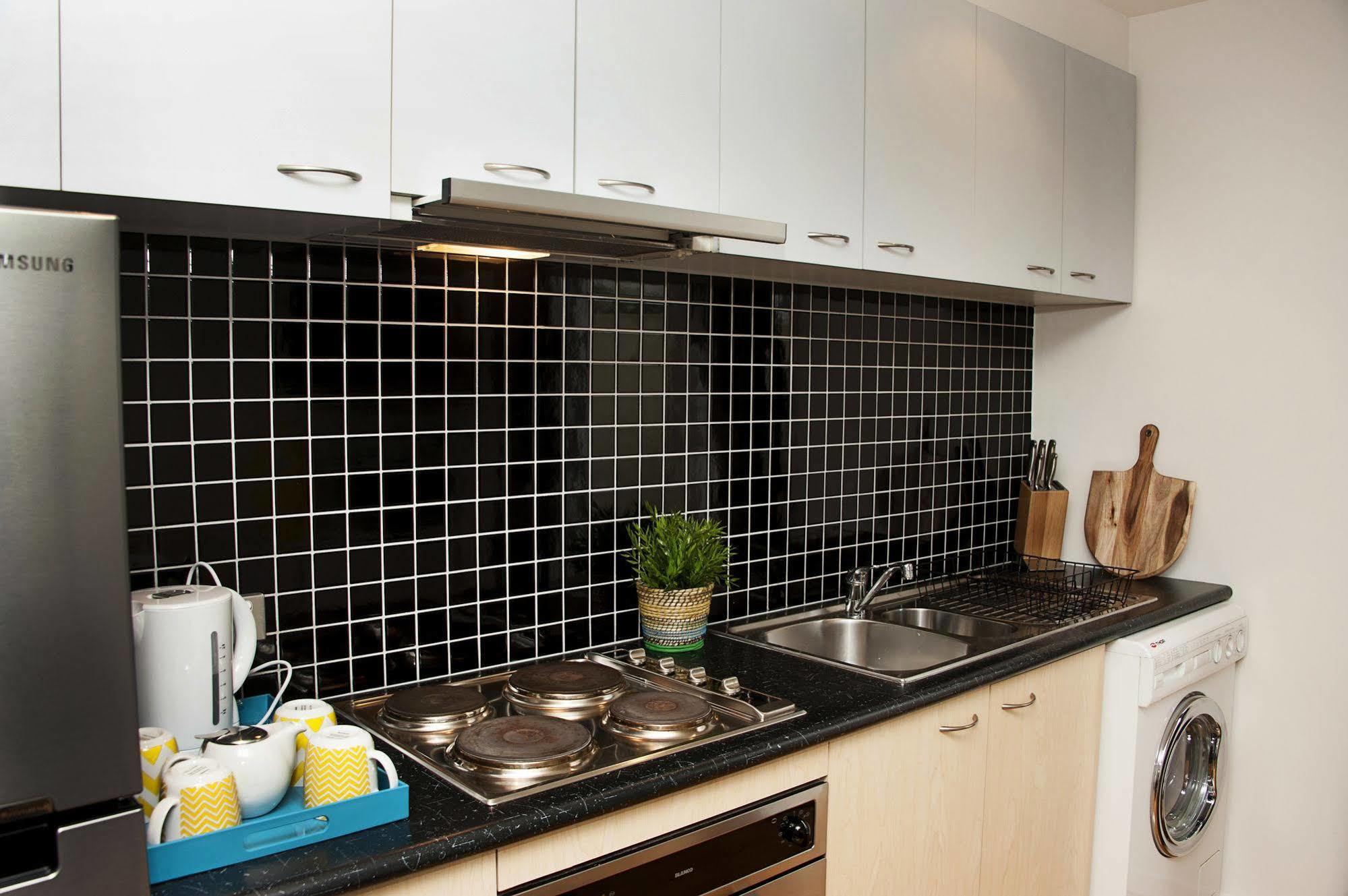 Appartamento Position Perfect Carlton Melbourne Esterno foto